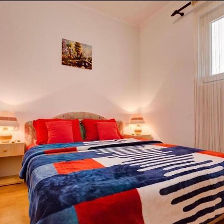 Lazarus Bigova Apartments تيفات المظهر الخارجي الصورة