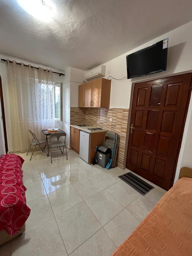 Lazarus Bigova Apartments تيفات المظهر الخارجي الصورة