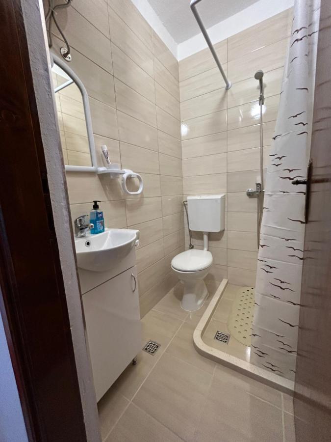 Lazarus Bigova Apartments تيفات المظهر الخارجي الصورة