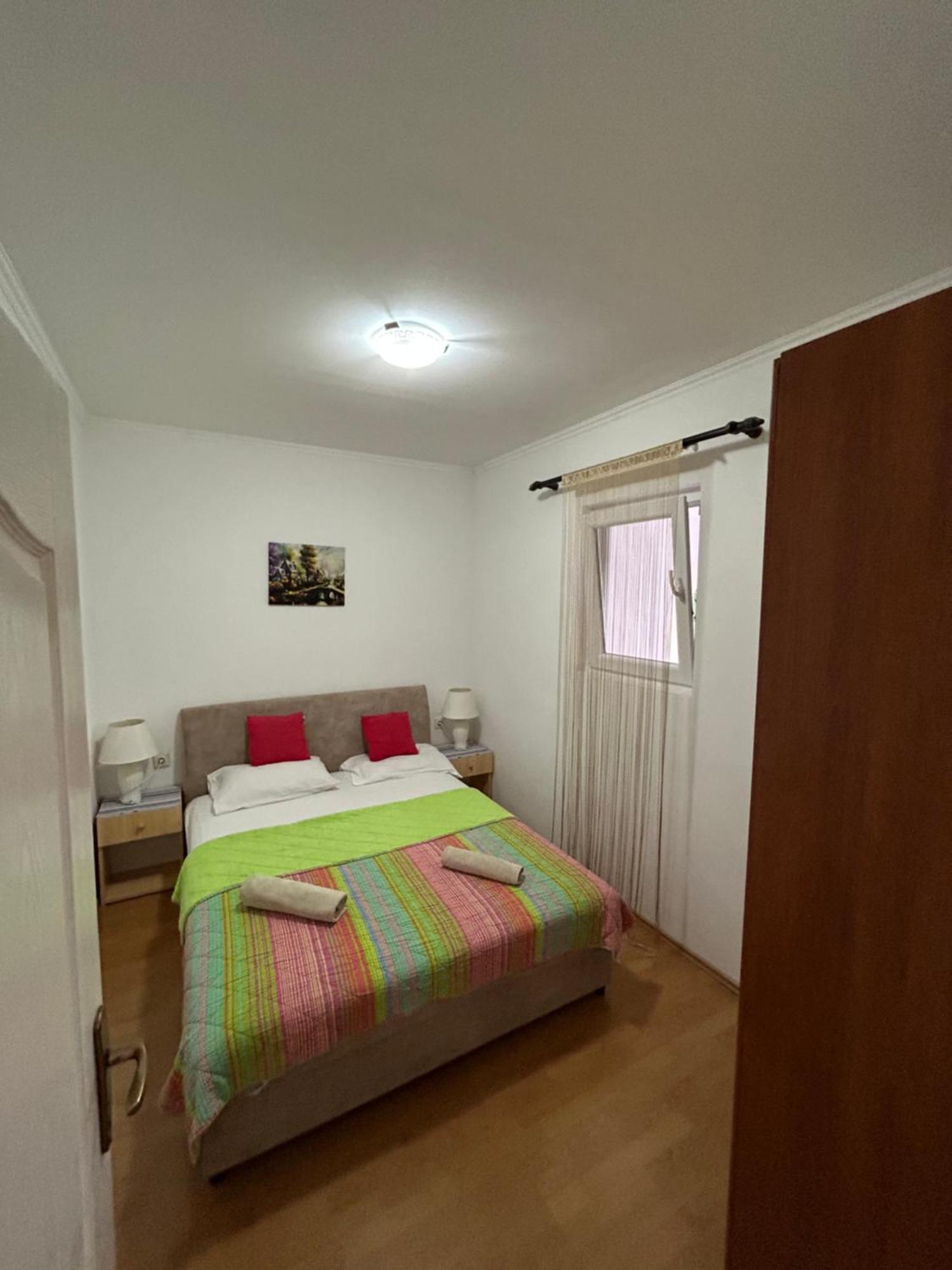 Lazarus Bigova Apartments تيفات المظهر الخارجي الصورة